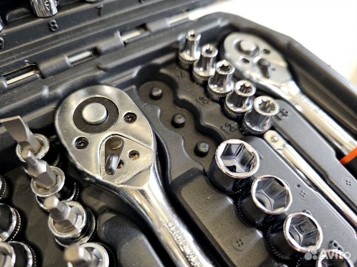 Набор инструментов для автомобиля 151 предмет