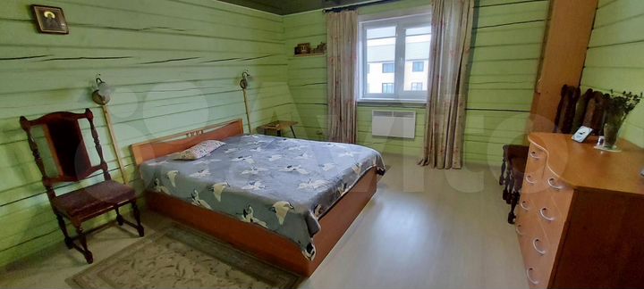 Дом 200 м² на участке 15 сот.