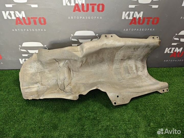 Экран тепловой глушителя Ford Focus 2 хэтчбек 1.6