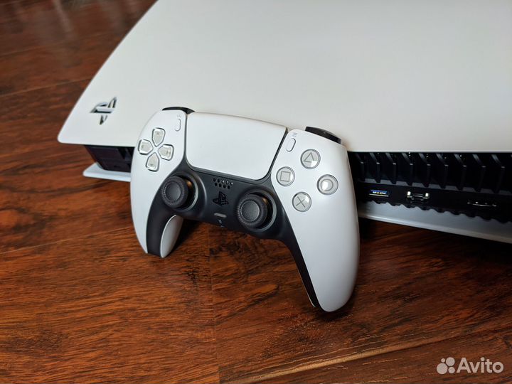 Продам PlayStation 5 c дисководом