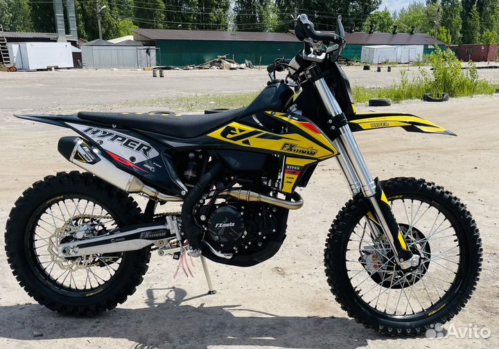 Мотоцикл FXmoto Hyper 182 мотор два распредвала