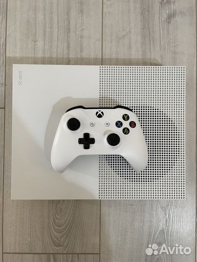 Xbox One S 1000 gb
