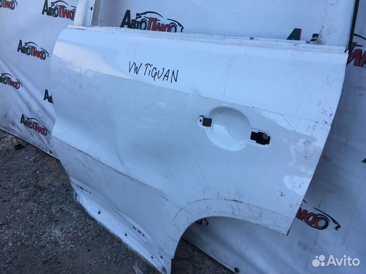 Дверь задняя левая Volkswagen Tiguan