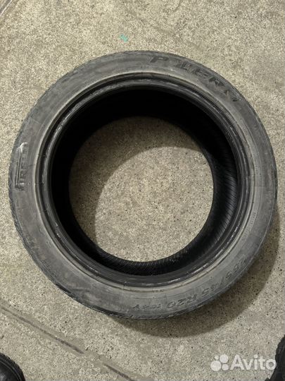 Pirelli P Zero PZ4 265/45 R20 104Y