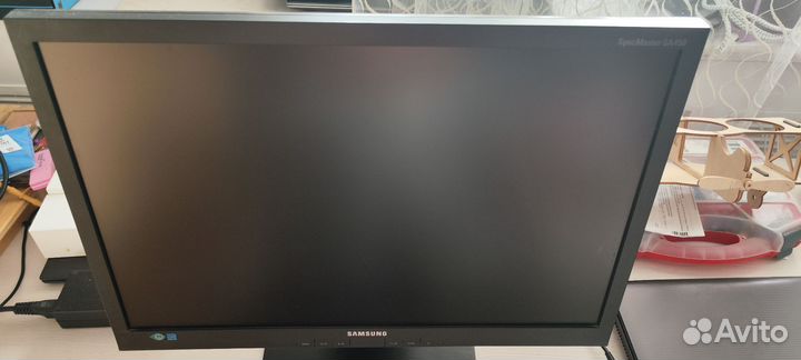 Монитор Samsung 22