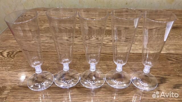 Пластиковые фужеры под шампанское