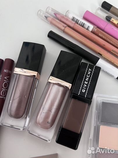 Набор декоративной косметики пакетом