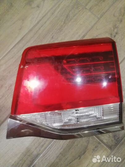 Фара задняя правая Land Cruise 200