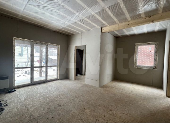 Дом 103 м² на участке 2,1 сот.