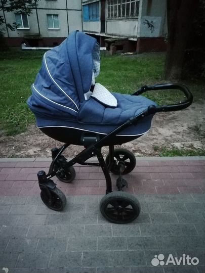 Продам коляску 2 в 1