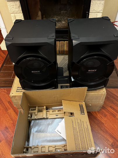 Минисистема Sony HCD-shakex10 черный 1200Вт/CD/CDR