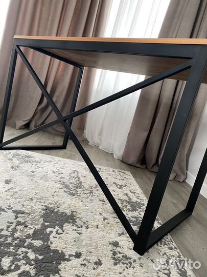 Компьютерный стол новый