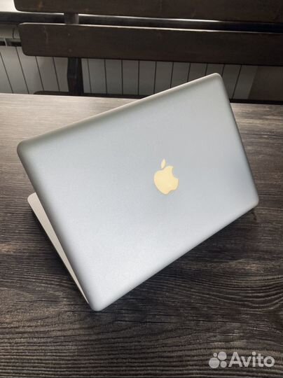 Apple MacBook Pro 13 i5/6GB/500GB