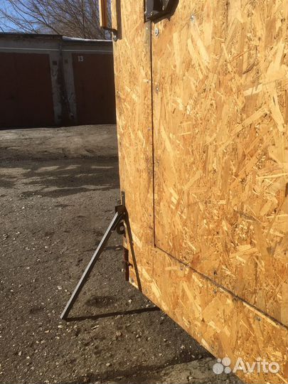 Упоры для гаражных ворот