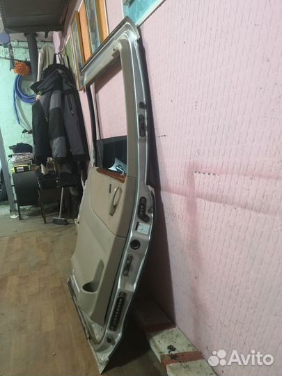 Дверь mazda MPV