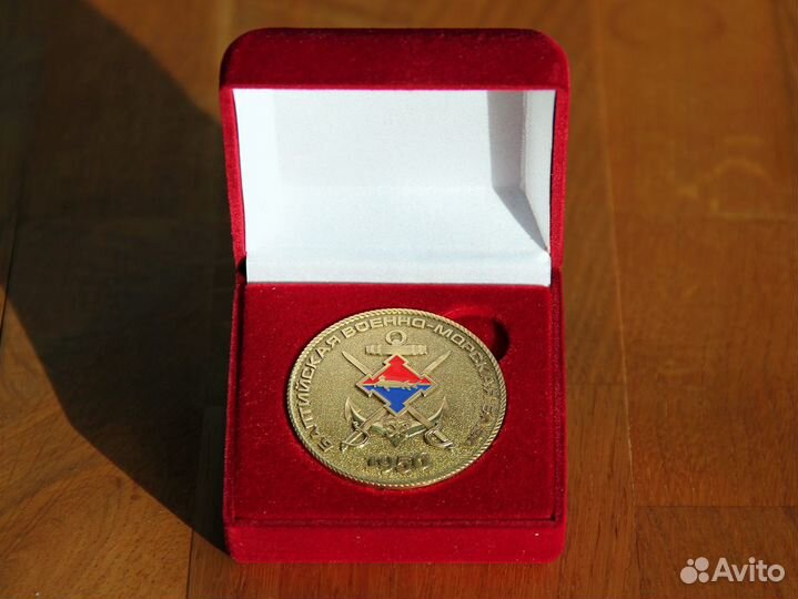 Медаль настольная Балтийская Военно-морская база