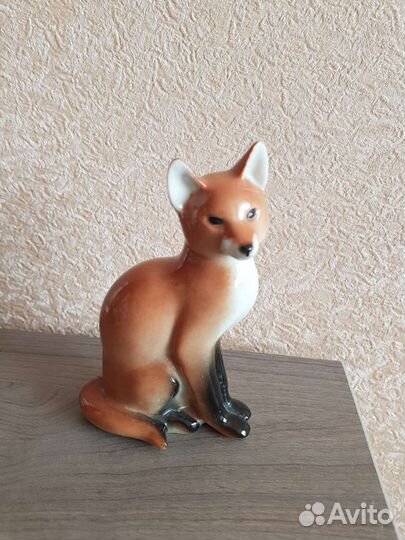 Лиса статуэтка фарфоровая СССР