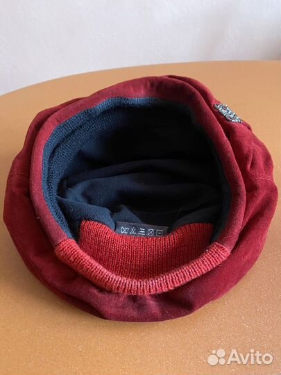 Берет женский замшевый