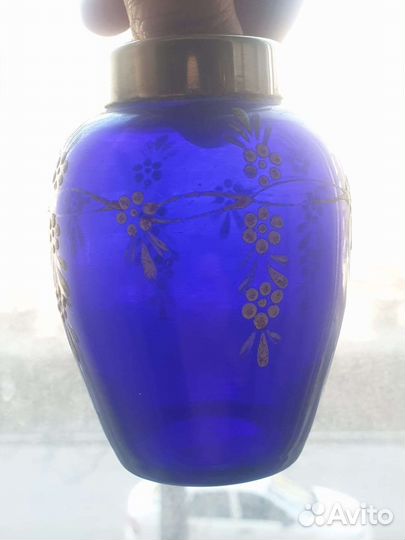Флакон старый, красивая роспись, отличный