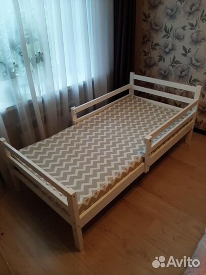 Детская кровать от 3 лет с бортиками с матрасом