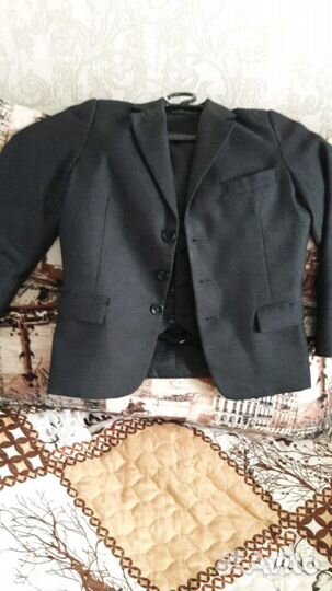 Школьный костюм(тройка)