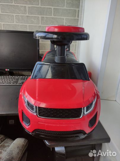 Машинка толокар