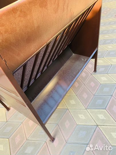 Кормушка для овец и коз