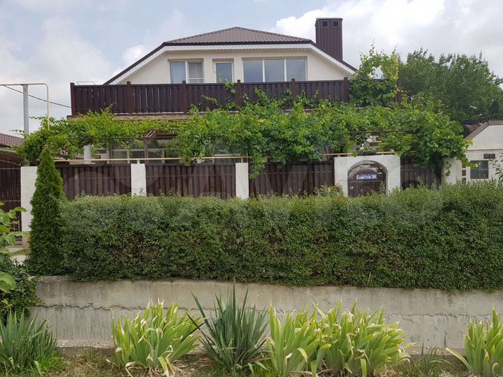 Дом 100 м² на участке 5 сот.