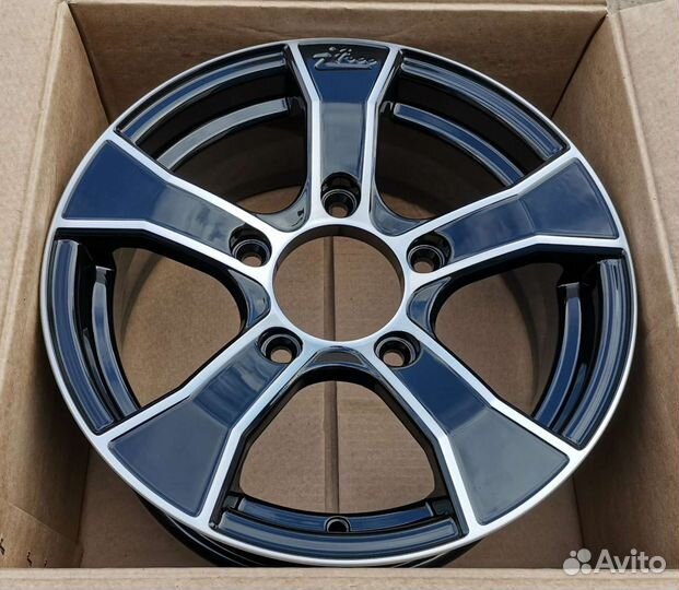 Нива, Шеви Нива R15 новые