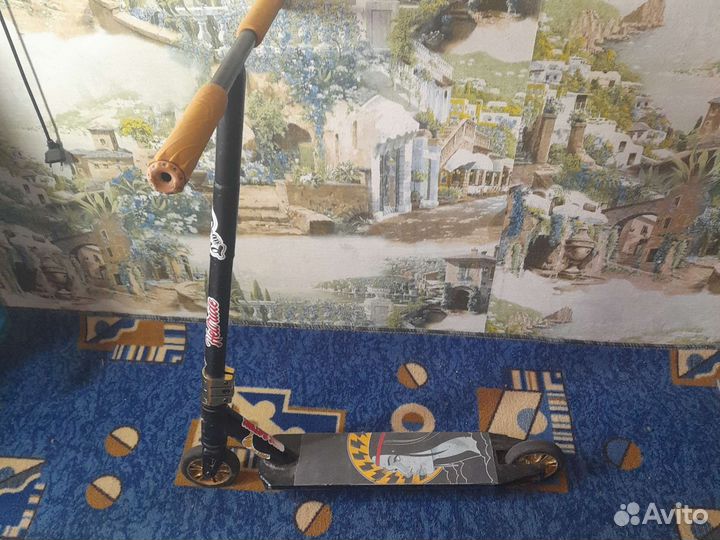Трюковой самокат кастом