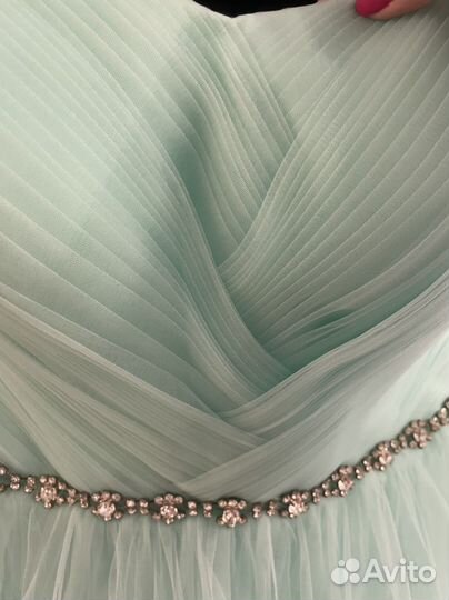 Платье пышное 42