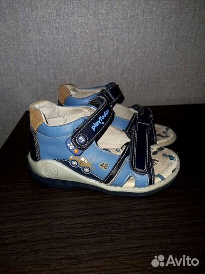 Сандалии из натуральной кожи 24 размер