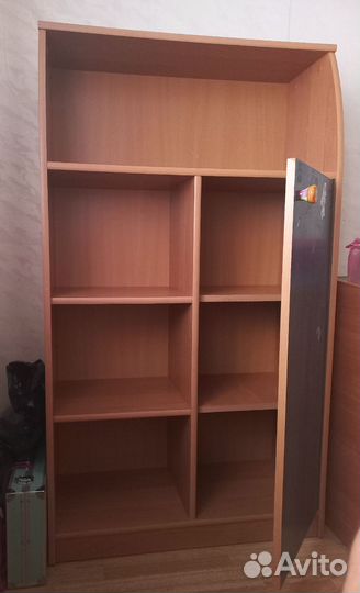 Книжные полки