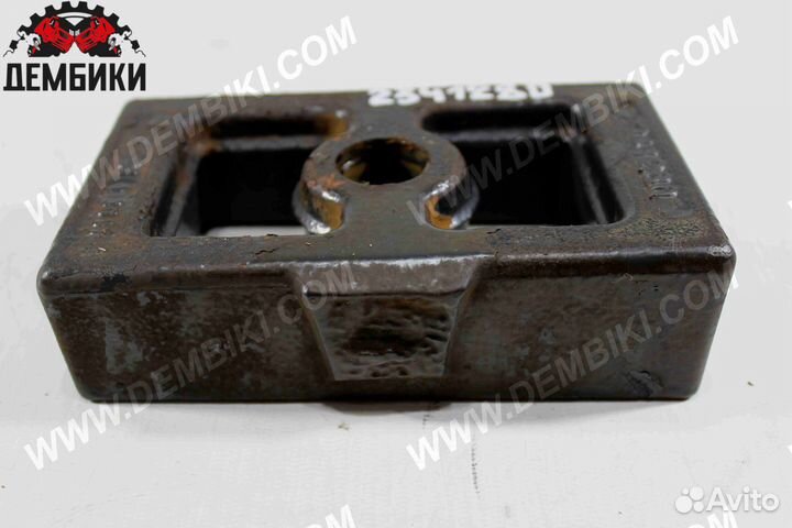 Дистанционный элемент рессоры переднего моста 2341