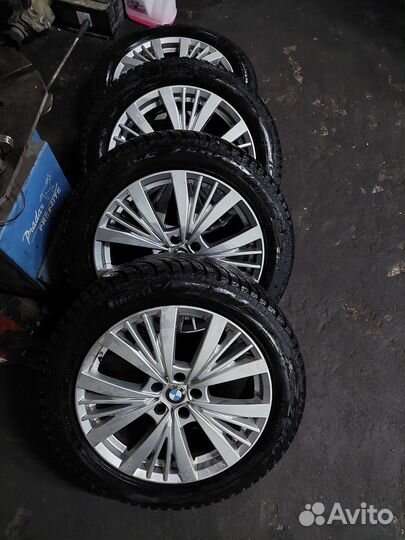 Pirelli Ice Zero 2 245/50 R19