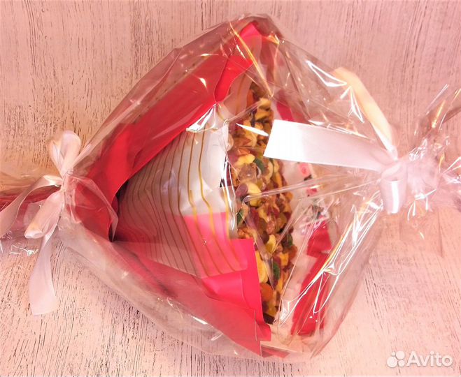 Съедобный букет из сухофруктов. Подарок девушке