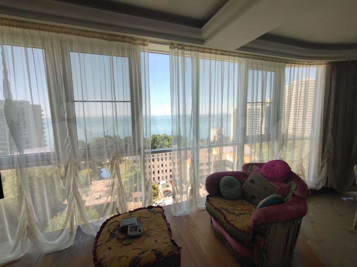 5-к. квартира, 175 м², 7/12 эт.