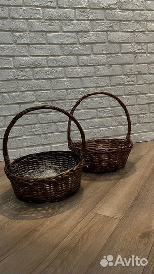 Корзина плетеная для подарков