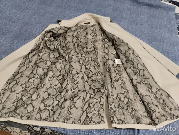 Плащ женский