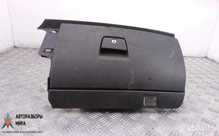 Бардачок Volvo S40 2 рест. 2007