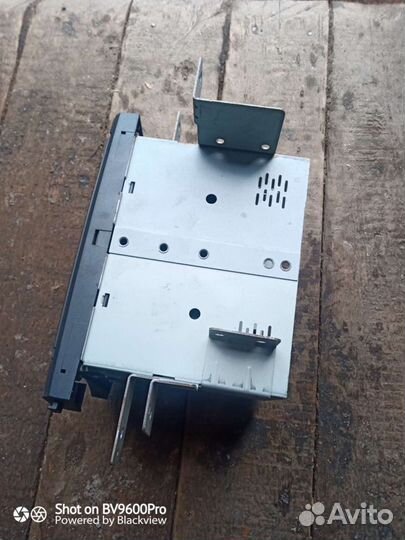 Консоль магнитолы