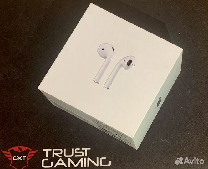 Коробка от AirPods