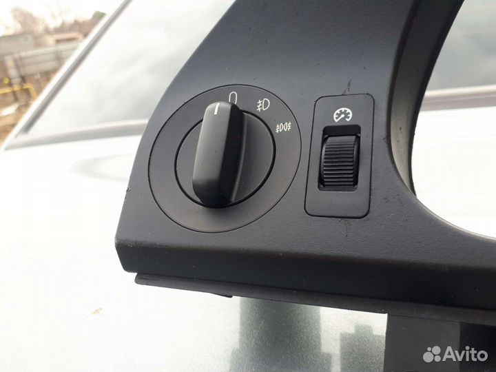 Бмв 5 Е39 выключатель фар