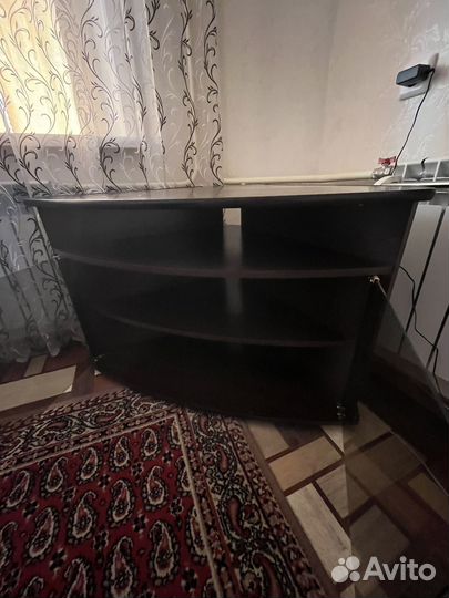 Тумба под телевизор