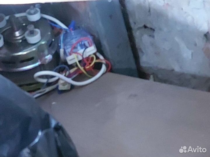 Электродвигатель бу,от стиральной машины
