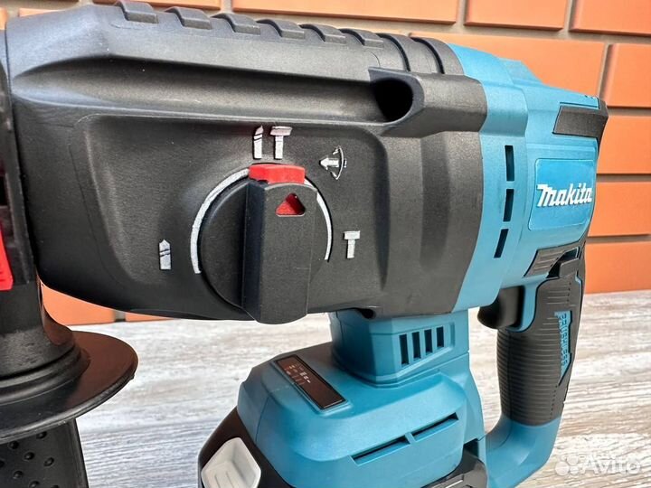 Перфоратор makita