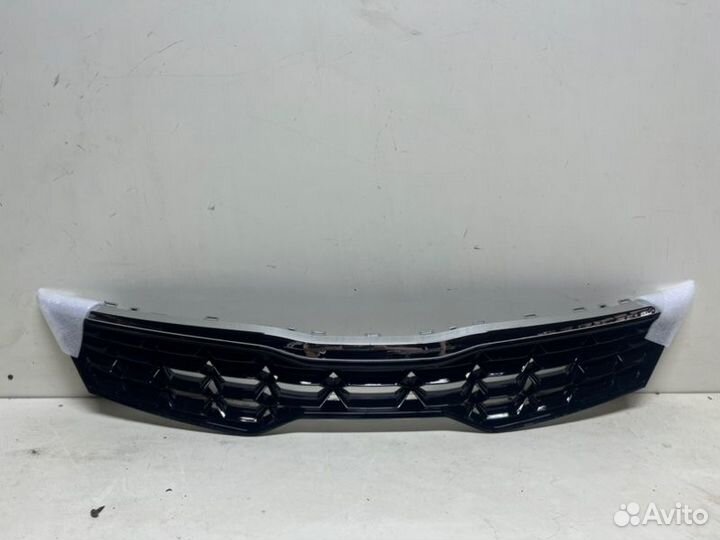 Решетка бампера передняя Kia Rio 4 2020
