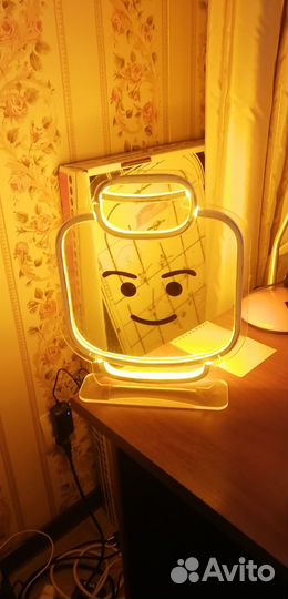 Светильник голова человечка Lego