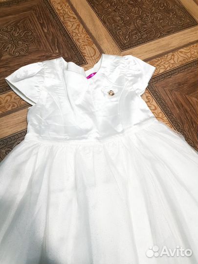 Детское нарядное платье 104