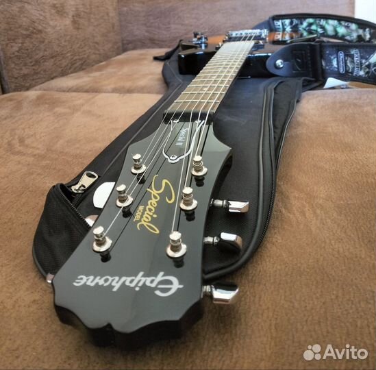 Электро гитара